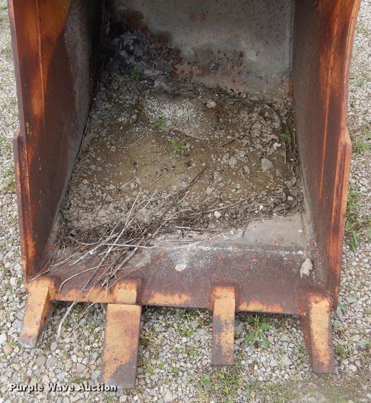 image for item GO9629 22"W backhoe bucket