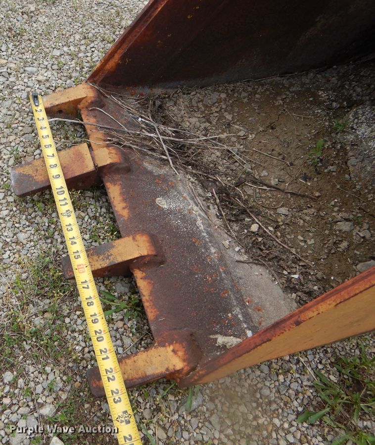 image for item GO9629 22"W backhoe bucket
