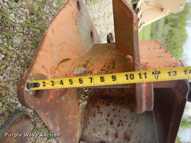 image for item GO9631 25"W excavator bucket