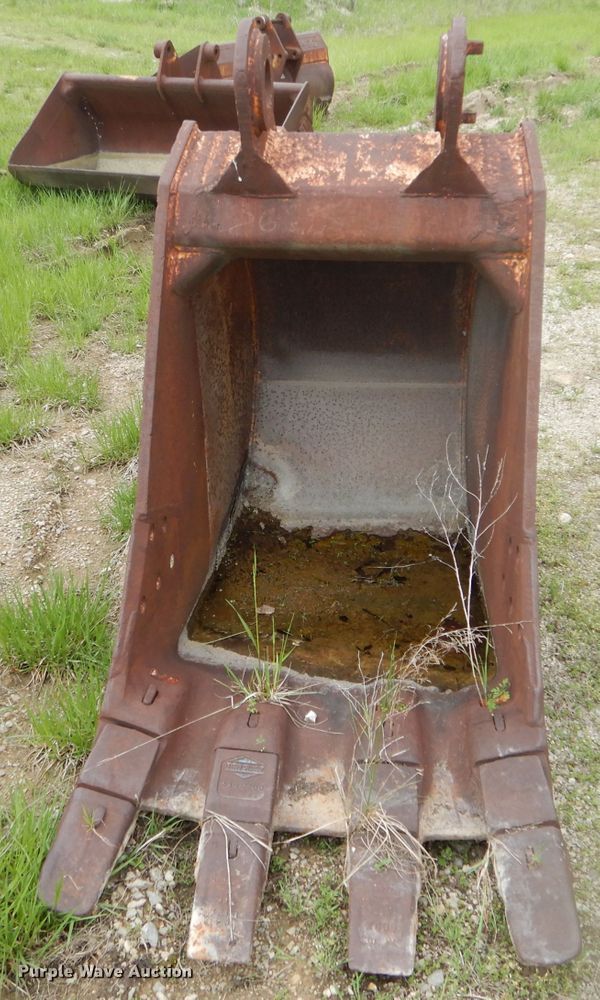 image for item GO9632 36"W excavator bucket