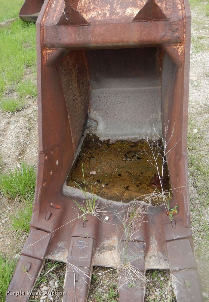 image for item GO9632 36"W excavator bucket
