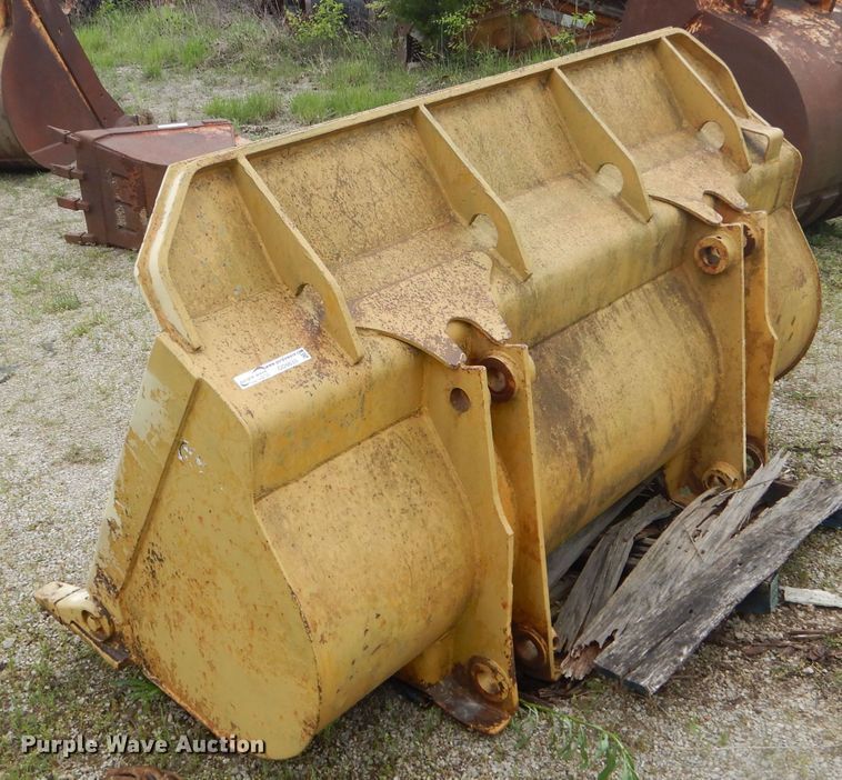 image for item GO9633 80"W loader bucket
