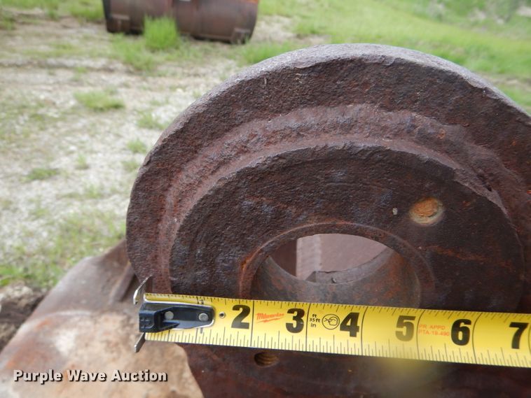 image for item GO9634 Balderson B225-7 72"W excavator bucket