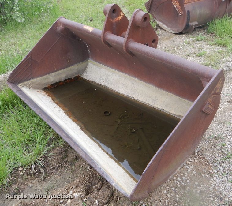 image for item GO9635 Hendrix 72"W excavator bucket