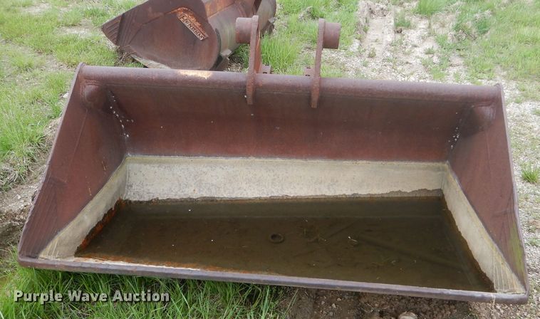 image for item GO9635 Hendrix 72"W excavator bucket