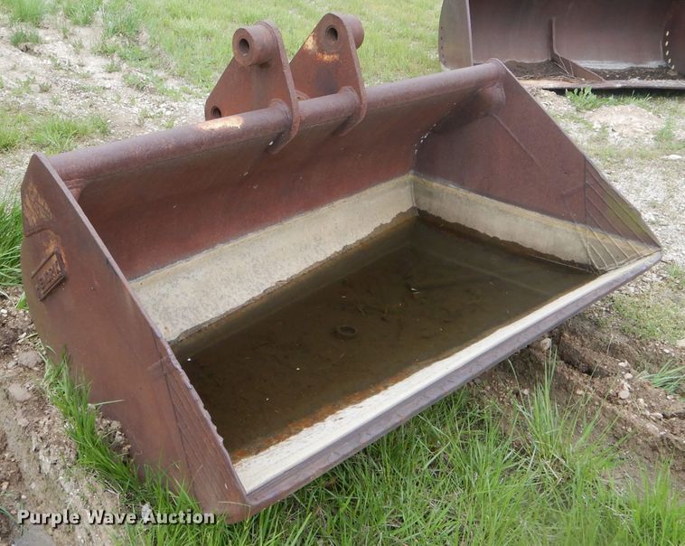 image for item GO9635 Hendrix 72"W excavator bucket