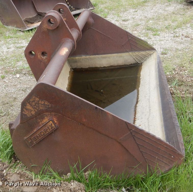 image for item GO9635 Hendrix 72"W excavator bucket