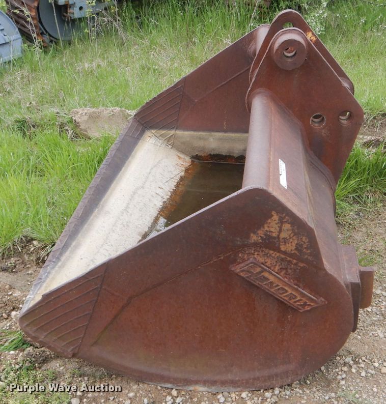 image for item GO9635 Hendrix 72"W excavator bucket