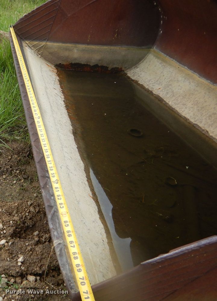 image for item GO9635 Hendrix 72"W excavator bucket