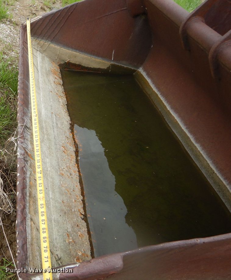 image for item GO9636 Hendrix 72"W excavator bucket