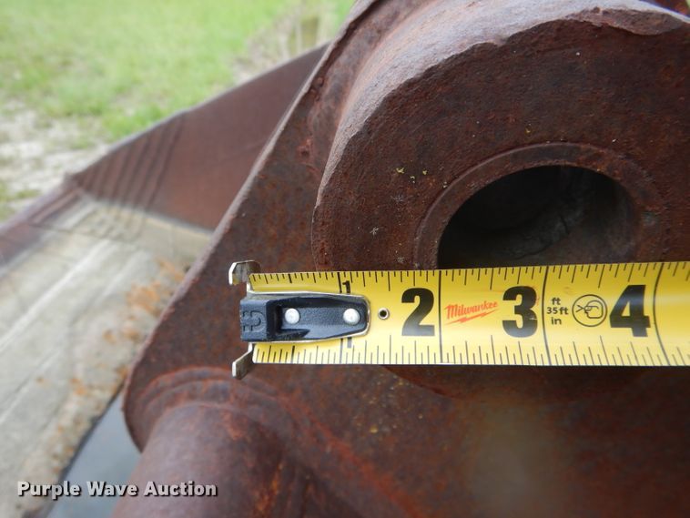 image for item GO9636 Hendrix 72"W excavator bucket