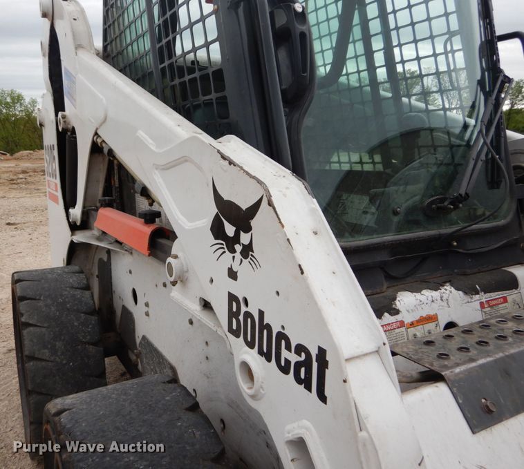 image for item GU9971 2005 Bobcat S205  skid steer loader