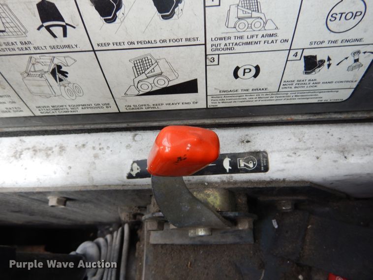 image for item GU9971 2005 Bobcat S205  skid steer loader