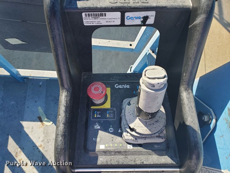 image for item GU9974 2003 Genie GS-2046  scissor lift