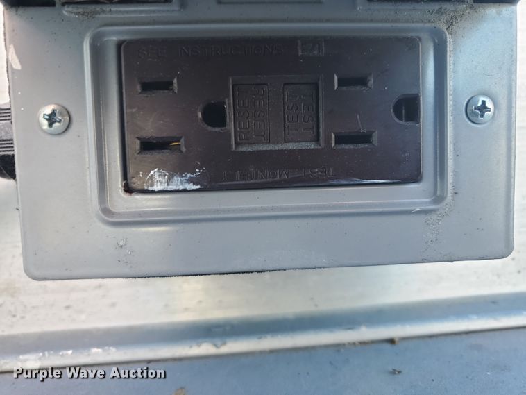 image for item GU9976 2007 JLG 2630ES  scissor lift