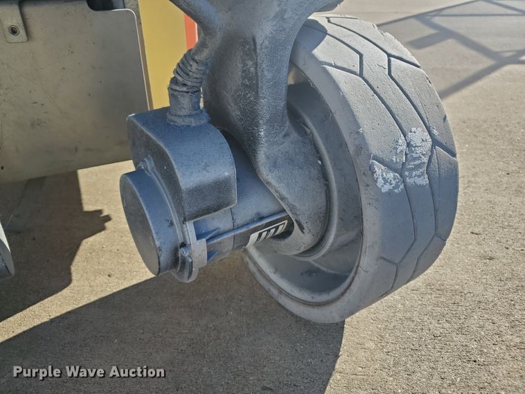 image for item GU9976 2007 JLG 2630ES  scissor lift