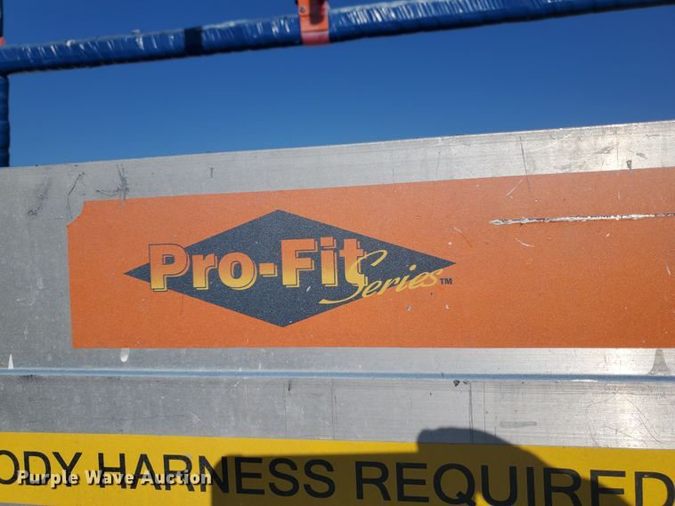 image for item GU9976 2007 JLG 2630ES  scissor lift