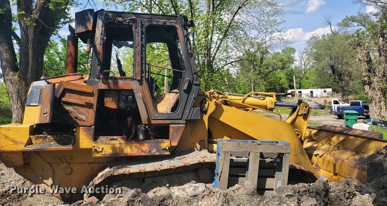 image for item GU9980 2000 Caterpillar 963C  crawler loader