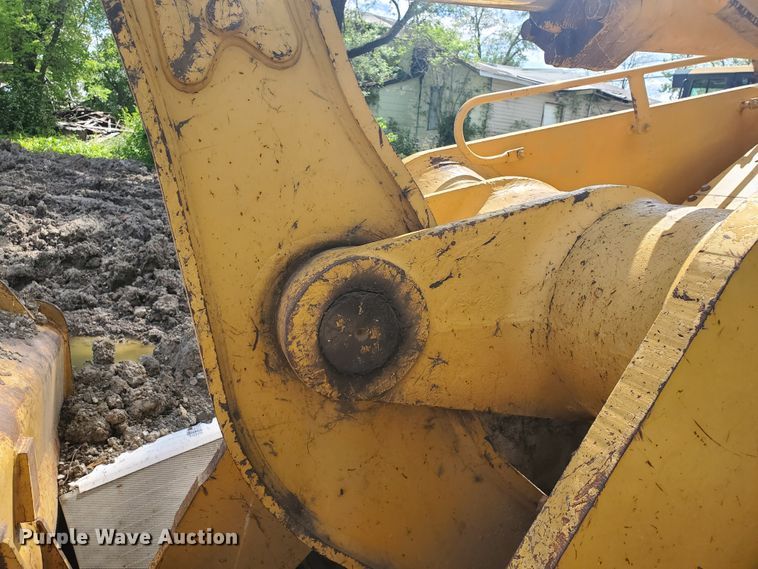 image for item GU9980 2000 Caterpillar 963C  crawler loader