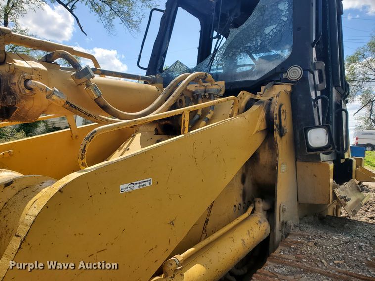 image for item GU9980 2000 Caterpillar 963C  crawler loader