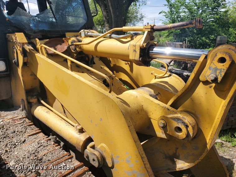 image for item GU9980 2000 Caterpillar 963C  crawler loader