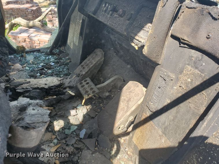 image for item GU9980 2000 Caterpillar 963C  crawler loader