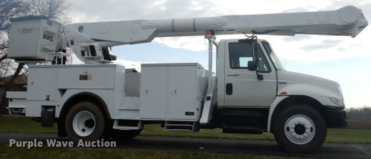 image for item GW9784 2008 International 4300 bucket truck