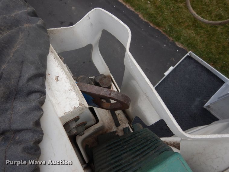 image for item GW9784 2008 International 4300 bucket truck