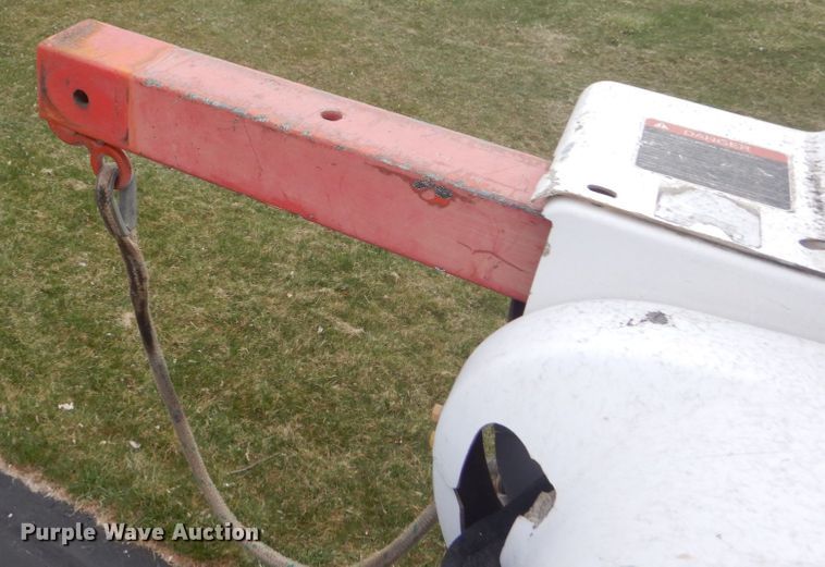 image for item GW9784 2008 International 4300 bucket truck