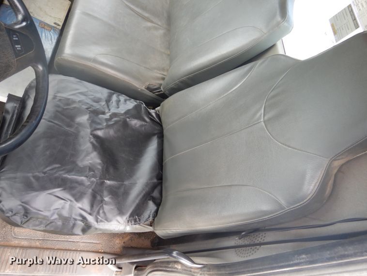 image for item GW9784 2008 International 4300 bucket truck