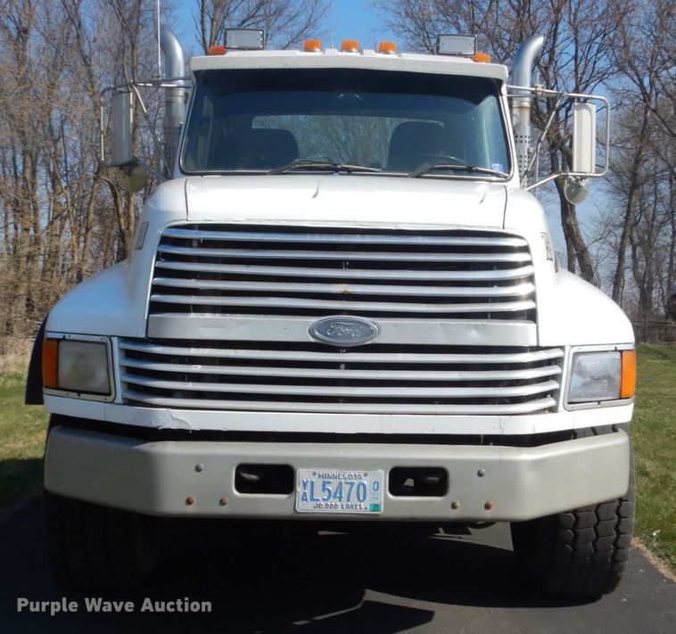 image for item GW9786 1995 Ford LTL9000 roll-off container truck