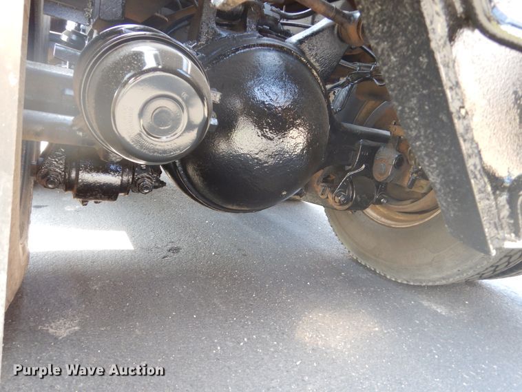 image for item GW9786 1995 Ford LTL9000 roll-off container truck