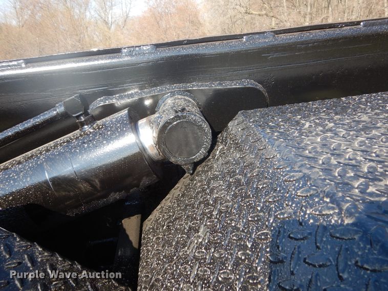 image for item GW9786 1995 Ford LTL9000 roll-off container truck