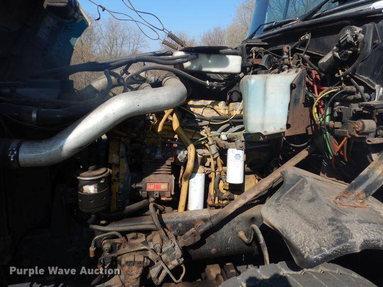 image for item GW9786 1995 Ford LTL9000 roll-off container truck