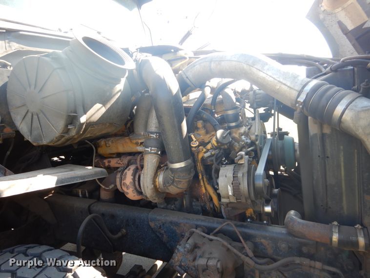 image for item GW9786 1995 Ford LTL9000 roll-off container truck