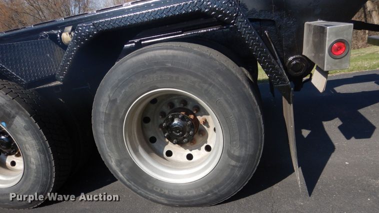 image for item GW9786 1995 Ford LTL9000 roll-off container truck