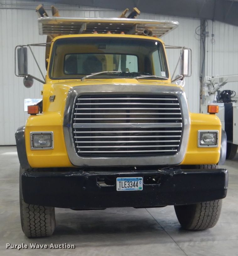 image for item GW9795 1993 Ford L8000 truck with Big John tree transplanter