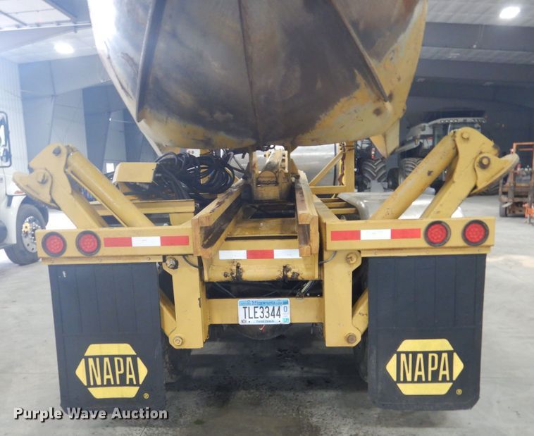 image for item GW9795 1993 Ford L8000 truck with Big John tree transplanter