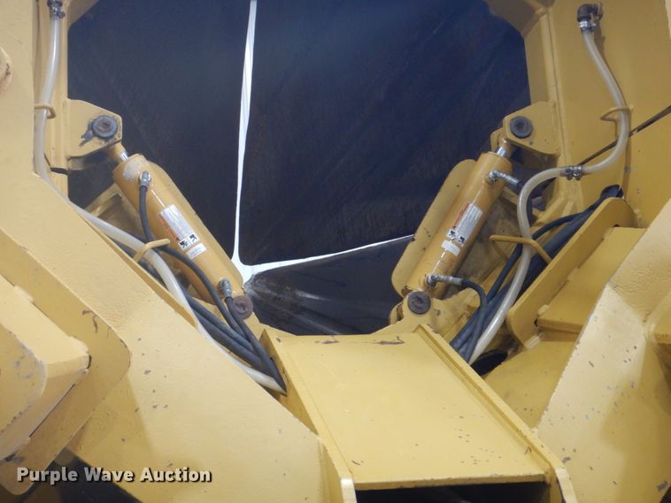 image for item GW9795 1993 Ford L8000 truck with Big John tree transplanter