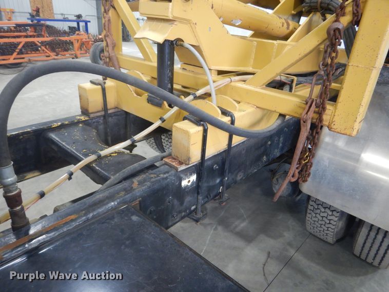 image for item GW9795 1993 Ford L8000 truck with Big John tree transplanter