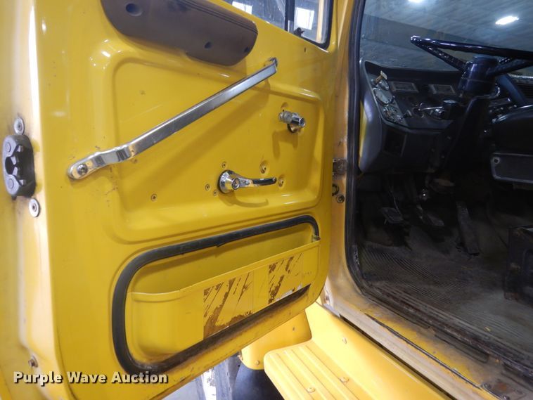 image for item GW9795 1993 Ford L8000 truck with Big John tree transplanter