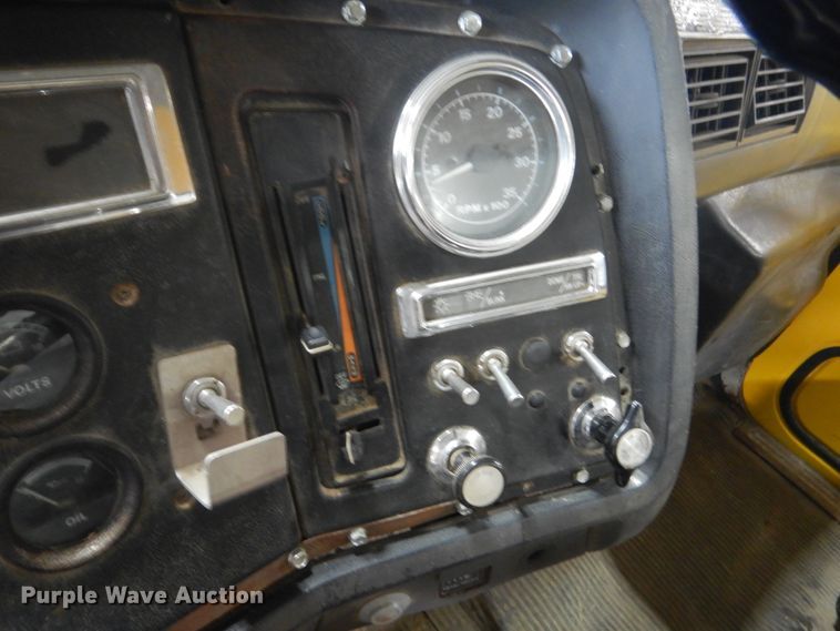 image for item GW9795 1993 Ford L8000 truck with Big John tree transplanter