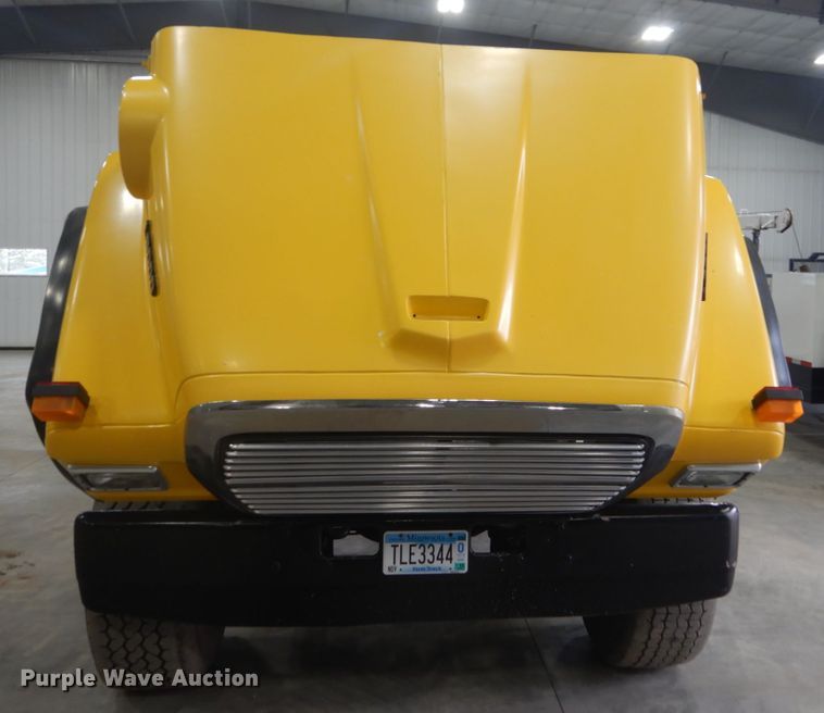 image for item GW9795 1993 Ford L8000 truck with Big John tree transplanter