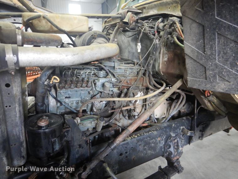 image for item GW9795 1993 Ford L8000 truck with Big John tree transplanter