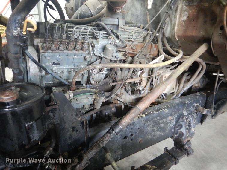 image for item GW9795 1993 Ford L8000 truck with Big John tree transplanter