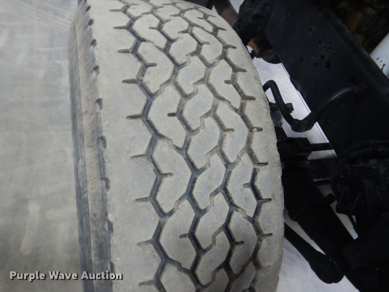 image for item GW9795 1993 Ford L8000 truck with Big John tree transplanter