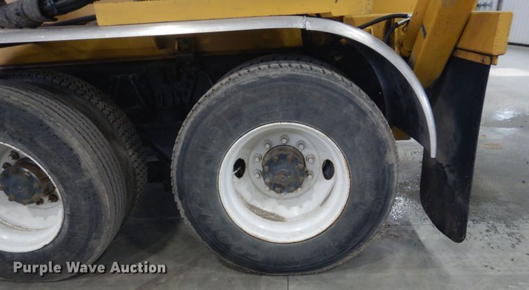 image for item GW9795 1993 Ford L8000 truck with Big John tree transplanter