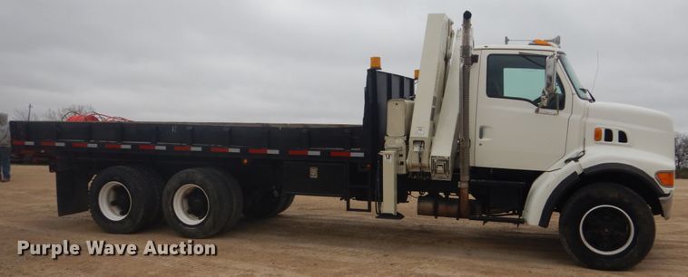 image for item GW9800 1998 Ford LNT8000 knuckle boom crane truck