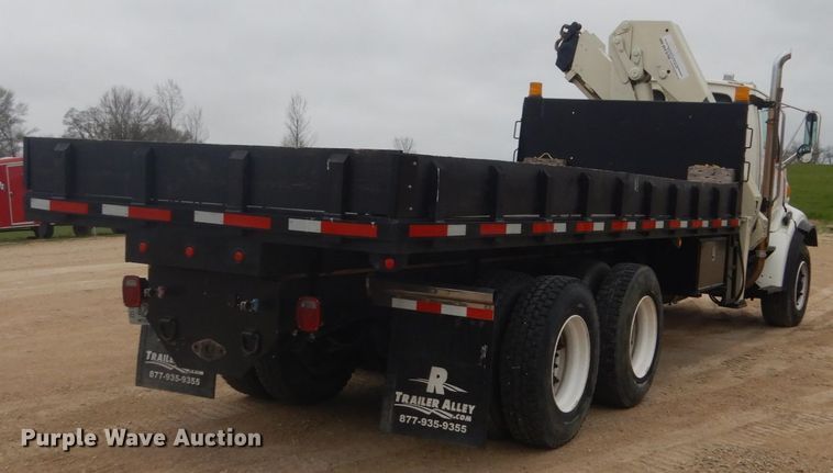 image for item GW9800 1998 Ford LNT8000 knuckle boom crane truck