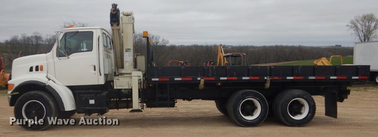 image for item GW9800 1998 Ford LNT8000 knuckle boom crane truck